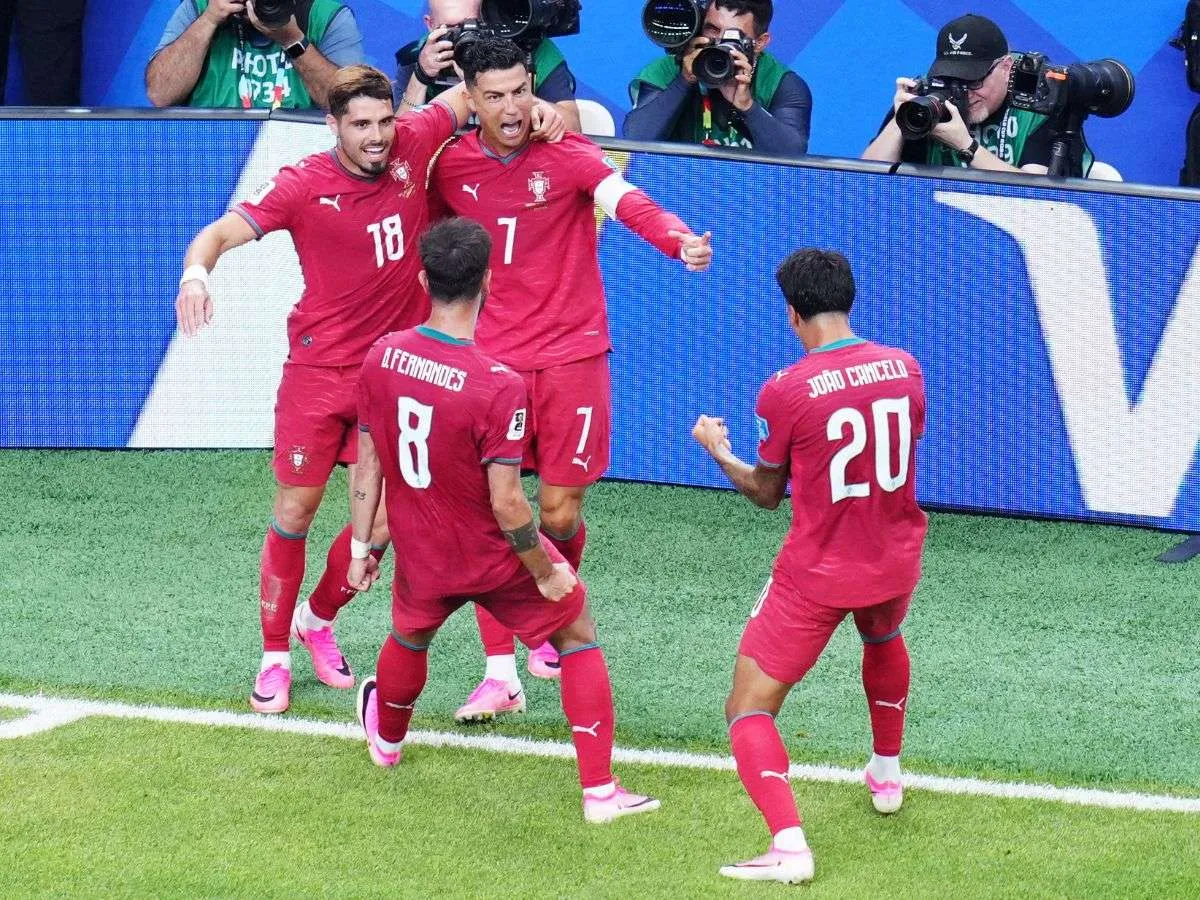 Portugal goleó y gustó ante Uzbekistán