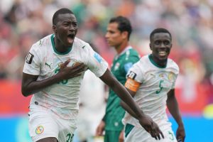 Senegal golea Irak y espera que el resultado le procure una plaza en 16vos de final