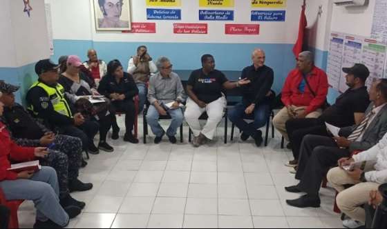 Menéndez: Asambleas comunales impulsarán la reingeniería del Estado