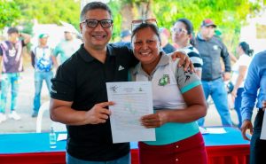 Familias de El Campito en Camaguán reciben títulos de tierra
