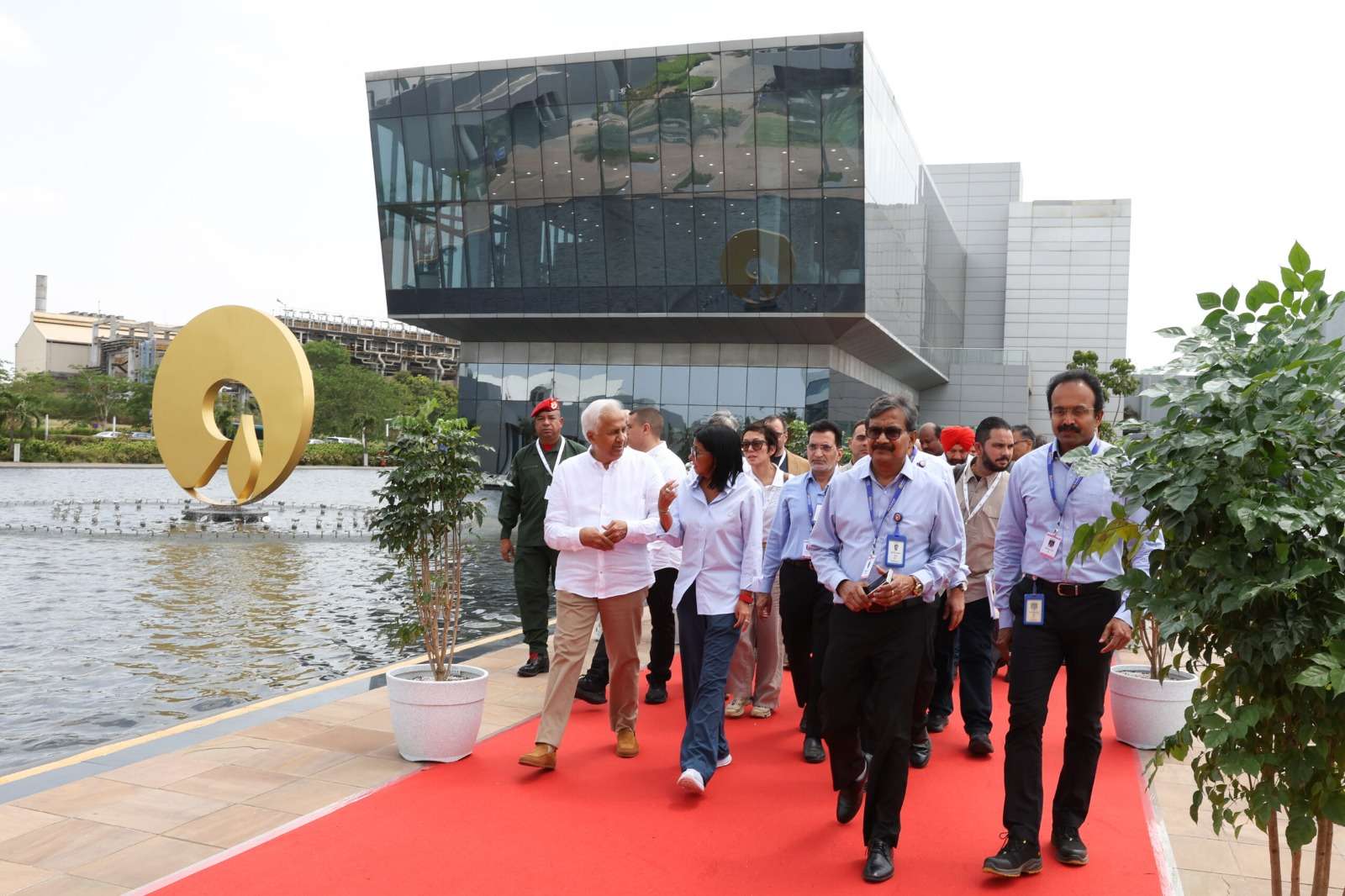 Venezuela afianza agenda energética global con visita oficial a India