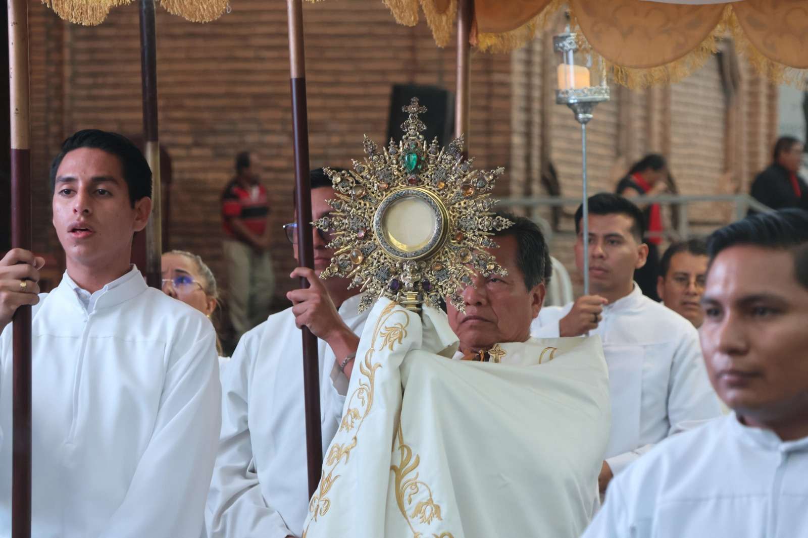 Iglesia católica y Defensoría convocan a pacto por reconciliación en Bolivia