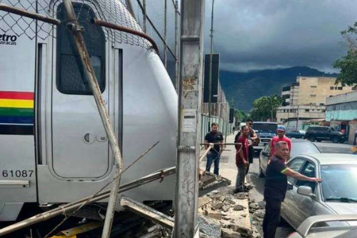 Metro de Caracas reportó descarrilamiento de un tren fuera de servicio en Propatria