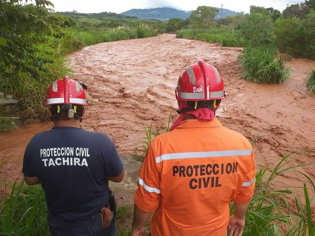 Protección Civil Táchira activa protocolo por incremento de lluvias
