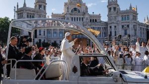 Más de un millón de fieles asistieron a histórica misa del papa León XIV en la Plaza de Cibeles de Madrid