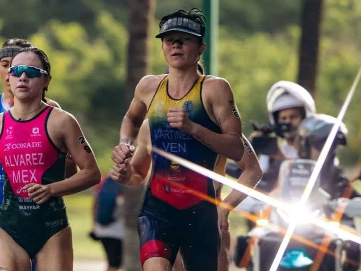 Anzoátegui recibe Copa Continental de Triatlón