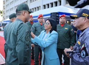 Presidenta (E) lideró ascensos militares a 243 años del natalicio del Libertador