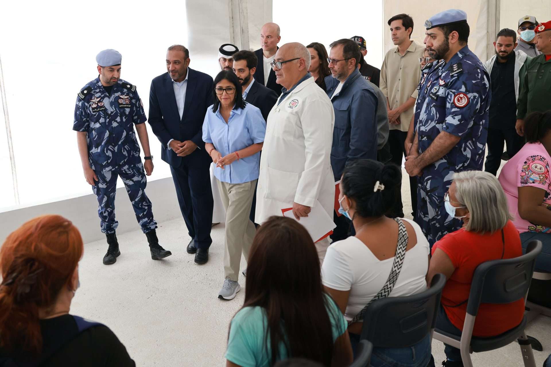 Presidenta (e) visita hospital de campaña de Qatar y ratifica atención integral en refugios