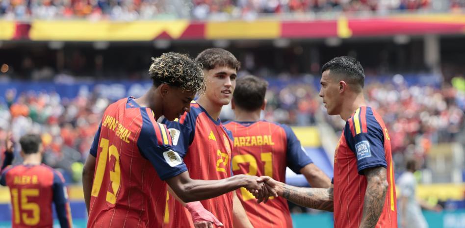 España, Portugal y Suiza pasan a octavos de final