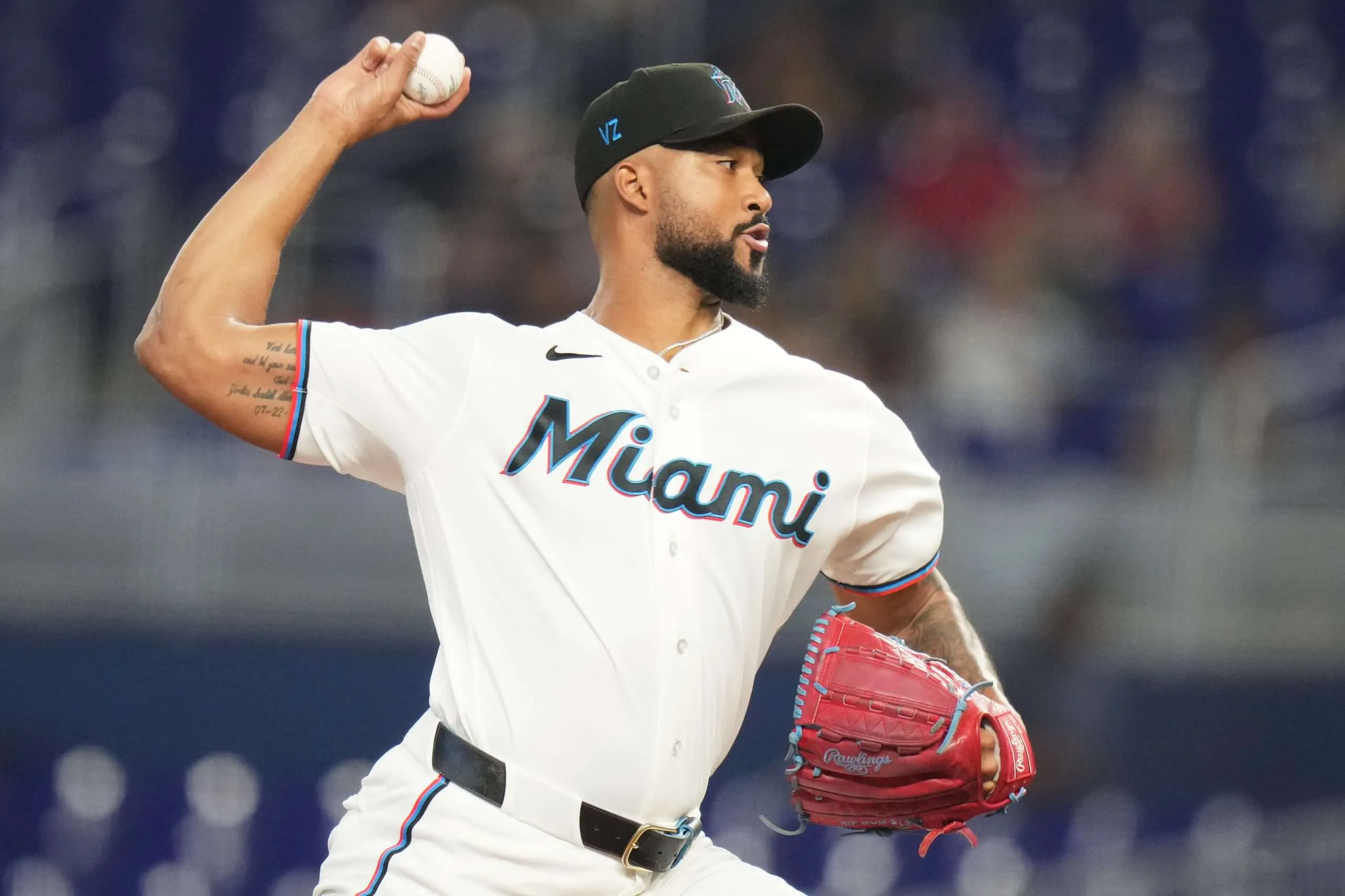Sandy Alcántara impone calidad en blanqueada de los Marlins