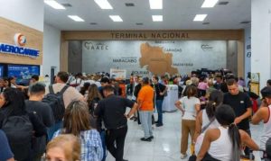 Aeropuerto de Valencia moviliza hasta 4 mil pasajeros diarios en vuelos nacionales e internacionales