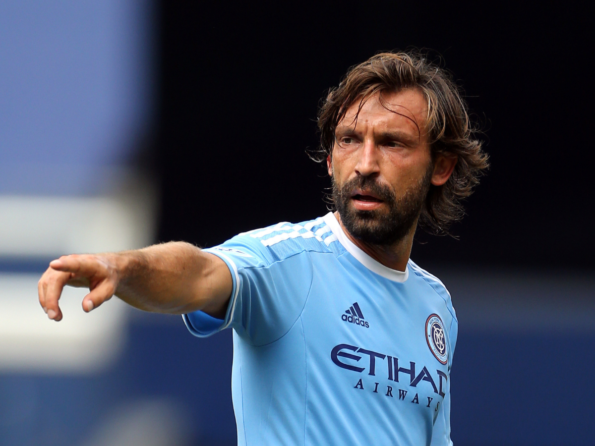 Andrea Pirlo asegura que no tomará el mando de Italia