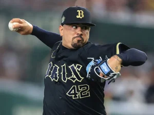 Machado y Quijada presentes en el inicio de la Serie de Estrellas en Japón
