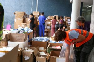 Voluntariado de la UCV activa centro de acopio de insumos médicos en Medicina Tropical