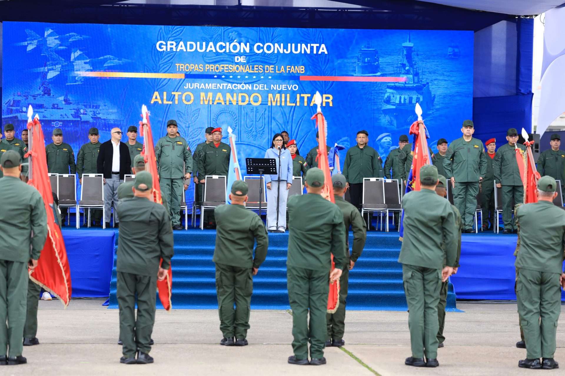 Presidenta (E) juramenta al nuevo alto mando militar