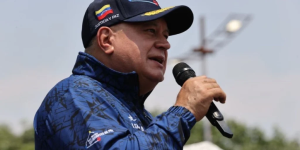 Diosdado Cabello calificó de ‘vulgares y miserables’ las declaraciones del alcalde de Panamá sobre la ayuda humanitaria