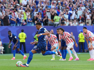 Con poco, Mbappé metió a Francia en Cuartos