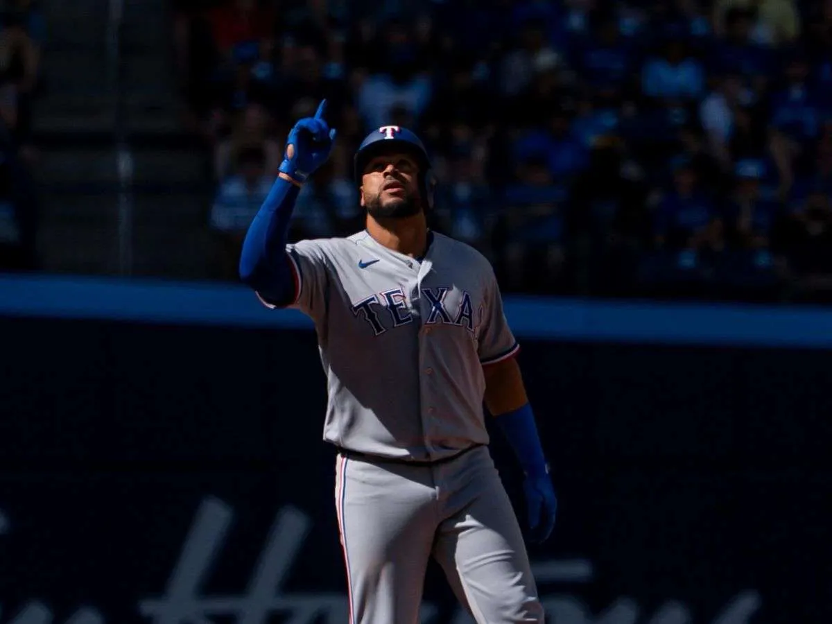 Elias Díaz sigue encendido con los Rangers