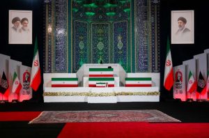 Comienzan los actos fúnebres del líder supremo Alí Jameneí en Irán
