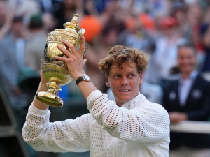 Sinner defiende la corona de Wimbledon al vencer a Zverev