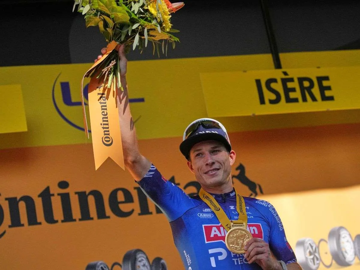 Philipsen gana la etapa 17 del Tour de Francia