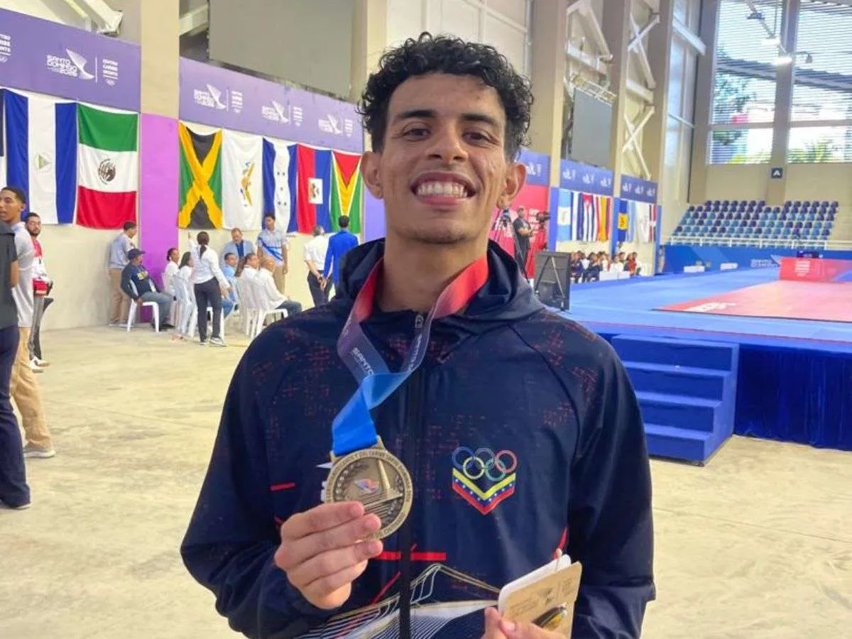 Jeshuath Pedraza baña de oro al taekwondo