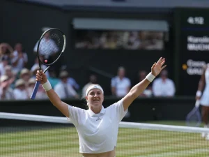 Muchova enfrentará a su compatriota Noskova en la final de Wimbledon