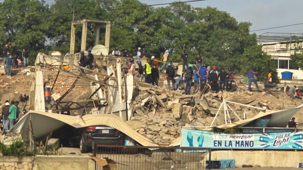 Madre halló sin vida a sus dos hijas entre los escombros en La Guaira: 'Estoy destruida'