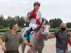 Leonel Reyes logró 5 triunfos en Florida