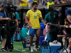Lucas Paquetá se pierde el duelo ante Noruega