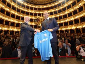 Massimiliano Allegri aspira a la gloria con el Napoli