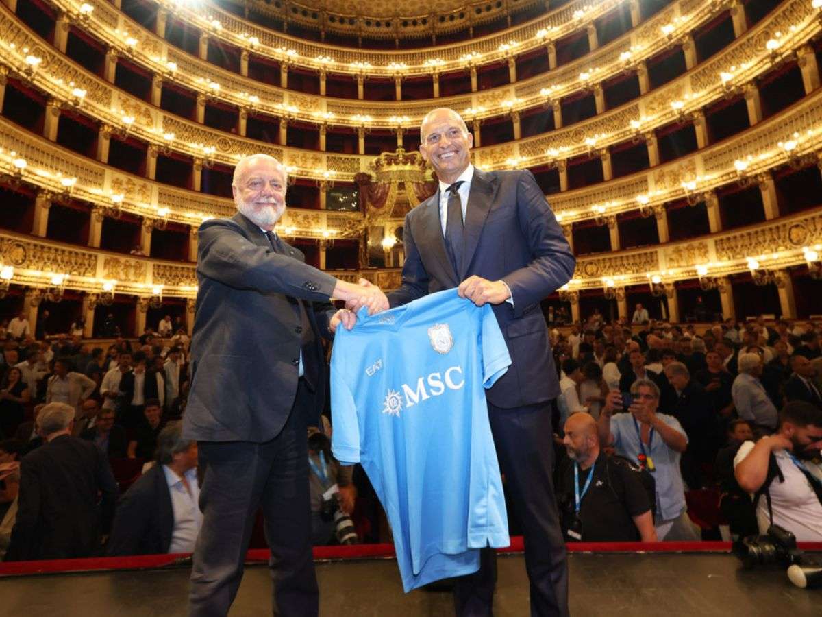Massimiliano Allegri aspira a la gloria con el Napoli