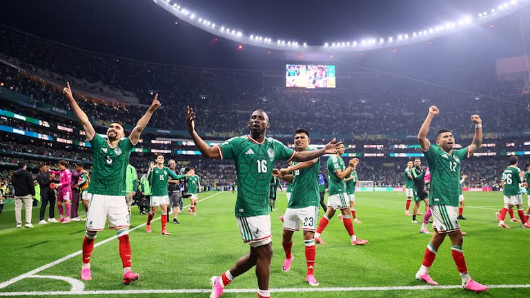 México gana 2-0 a Ecuador y pasa a los octavos del Mundial 2026