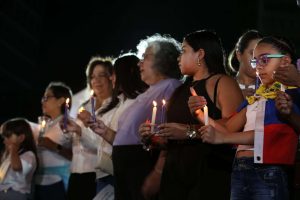 A un mes del doblete sísmico Venezuela se une en oración