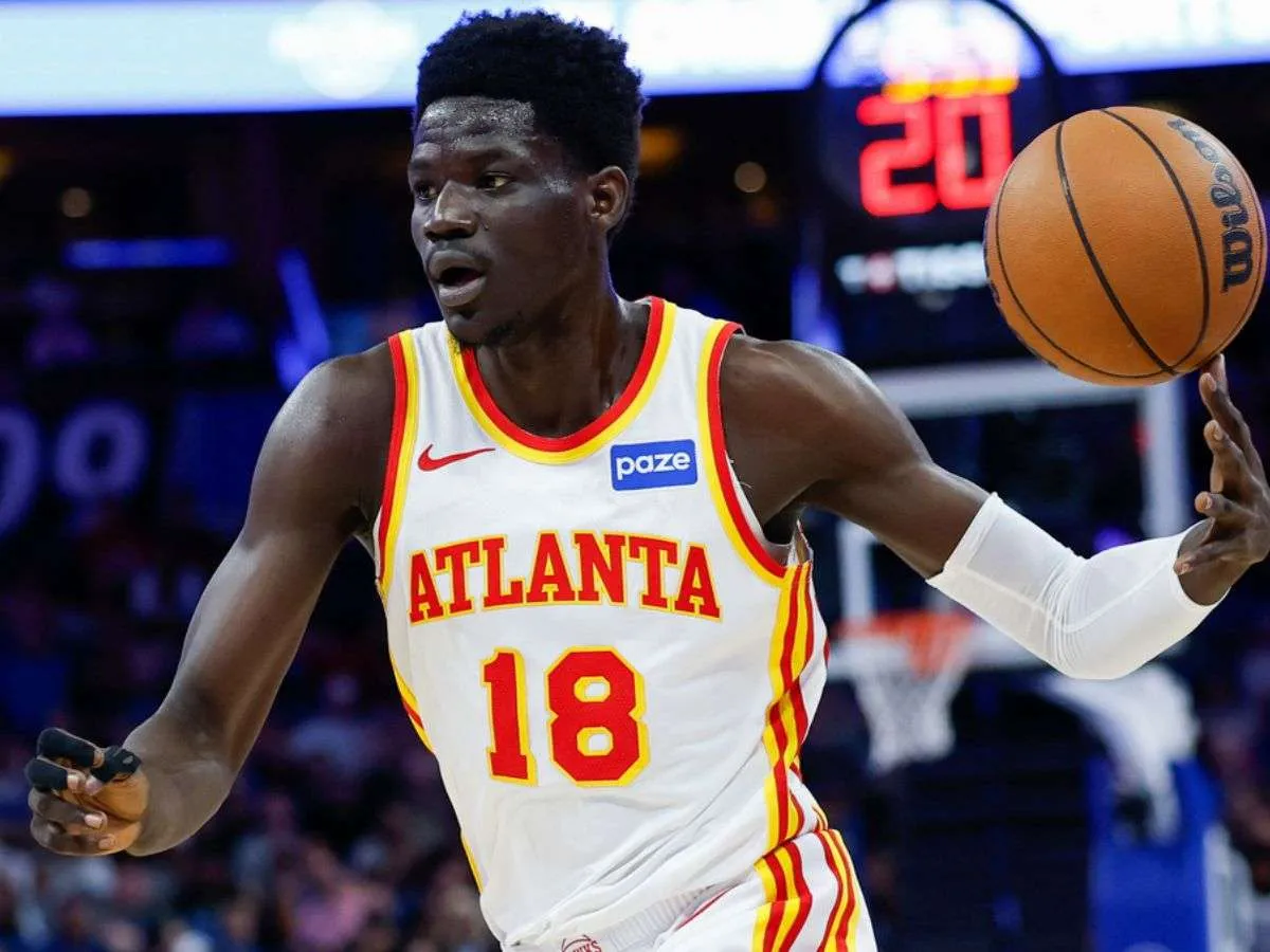 Mouhamed Gueye pasa por quirófano y activa alarmas en Hawks