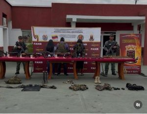 GNB detuvo a tres irregulares y les incautó armas de guerra