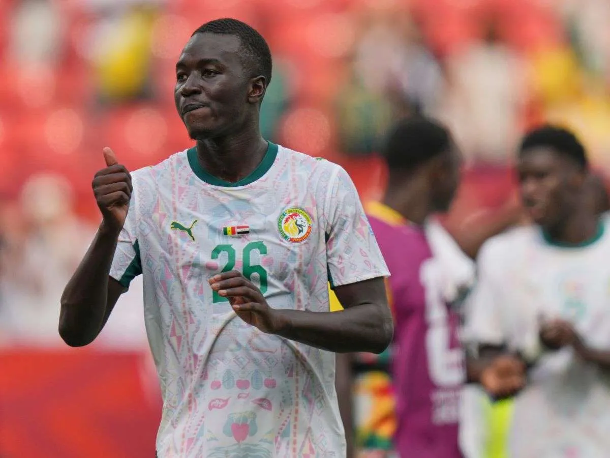 Pape Gueye deja Senegal mientras siga su actual técnico