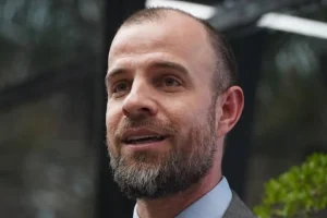 Román Maniglia como nuevo superintendente del Seniat y José David Cabello presidirá Pequiven