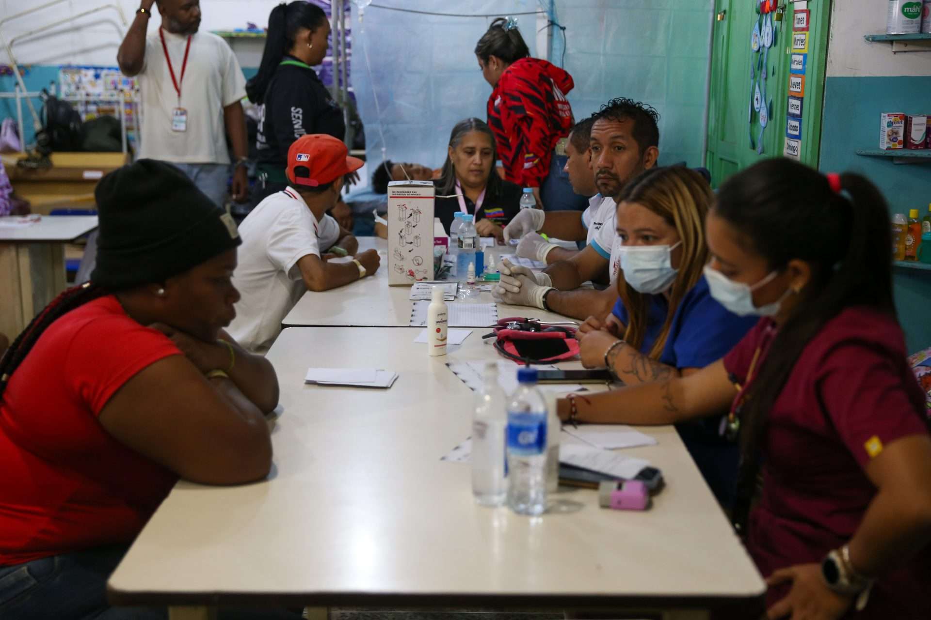 Aumentan a 5.346 las víctimas fatales tras los sismos y refuerzan atención en campamentos