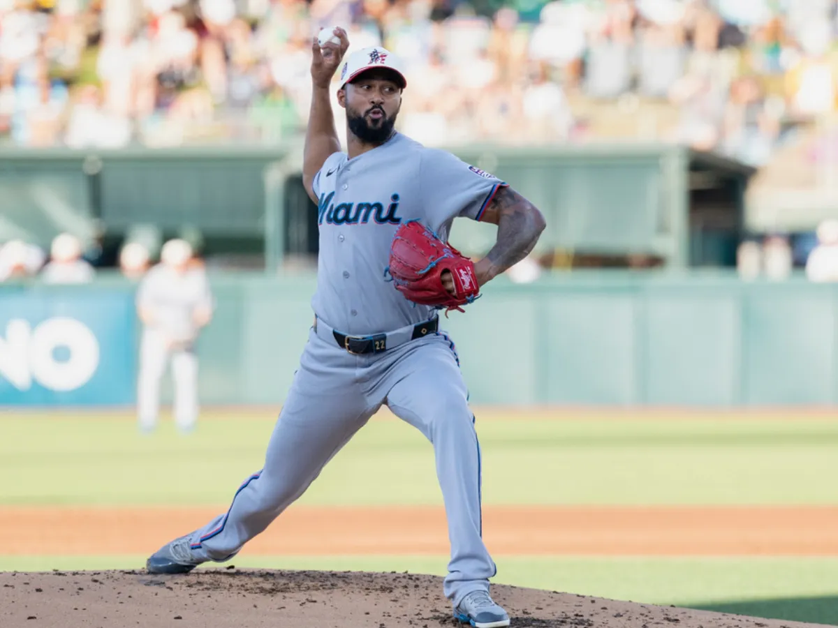 Marlins esperan retener a Sandy Alcántara y reforzarse "estratégicamente"