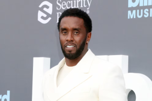 Sean ”Diddy” Combs saldrá de prisión antes de lo previsto tras un nuevo cambio de fecha