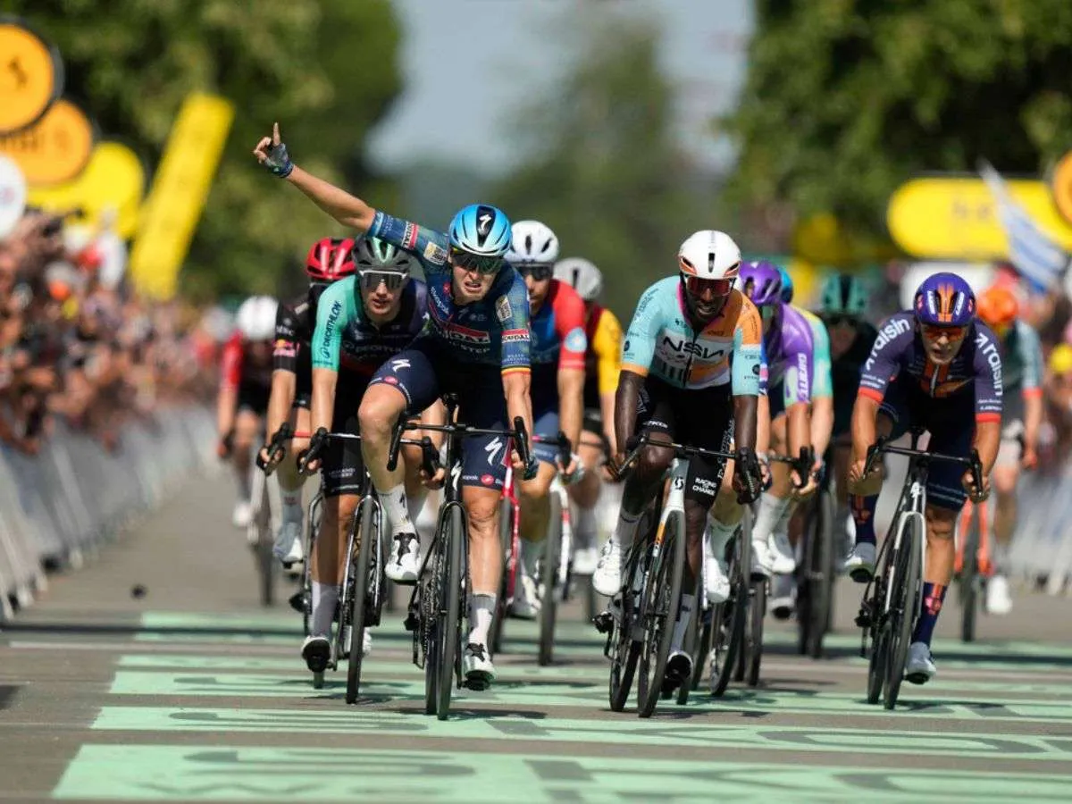 Tim Merlier se llevó la octava etapa del Tour de Francia