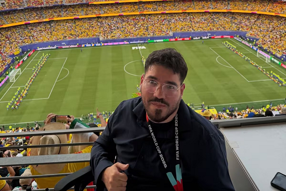 Venezolano pasó de estar sin empleo a entrevistar a Messi en el Mundial