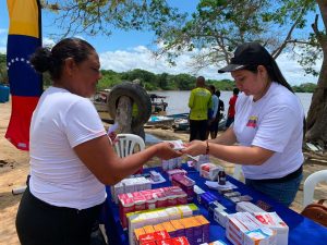 Familias en Anzoátegui y Delta buscan refugio por crecida del río Orinoco