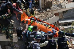 Expertos alertan sobre el síndrome de aplastamiento en víctimas de los terremotos del 24J