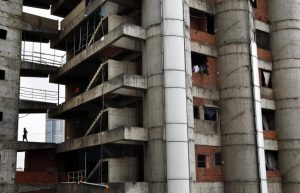 La peligrosa imagen que alertó a vecinos cerca de la Torre de David tras los terremotos