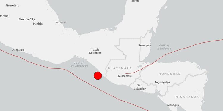 Alerta de tsunami en las costas del sur de México y Guatemala tras fuerte terremoto