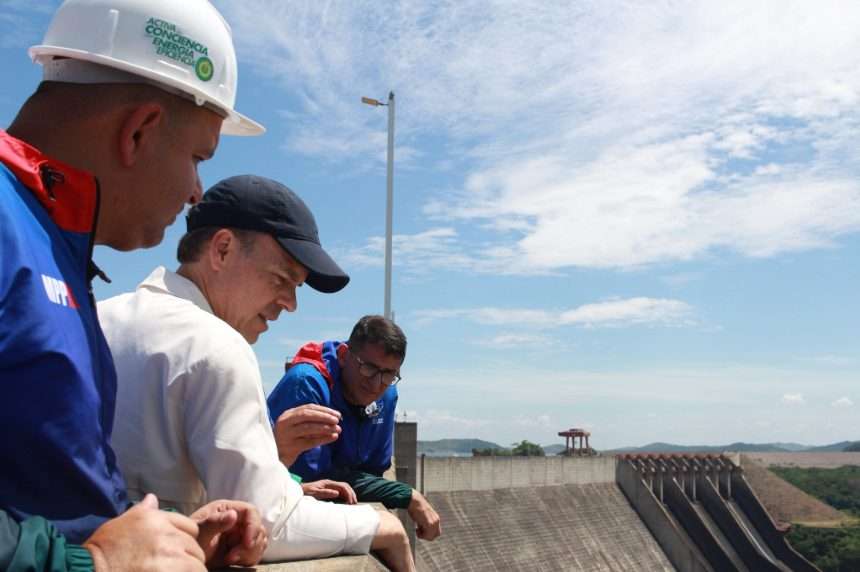 Equipos técnicos de EEUU y Venezuela inspeccionan central hidroeléctrica del Guri