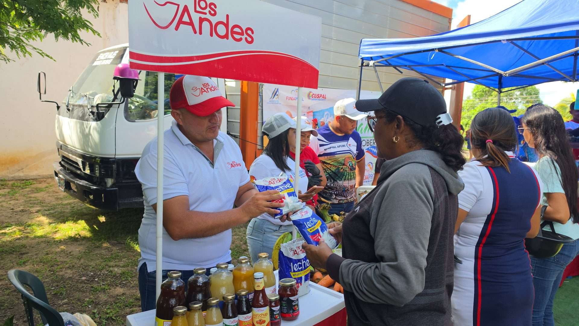 Ferias simultáneas del campo Soberano en Apure beneficia a familias