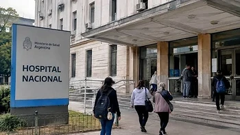 En Argentina inicia cobro de atención sanitaria a extranjeros